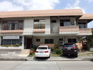 Apartamento en Venta en Vieja Kennedy