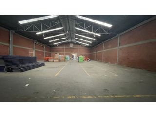 Foto 9 de SE ARRIENDA BODEGA FONTIBON DE 1247  m²