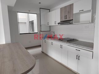 Foto 2 de 🌳 ¡Tu nuevo hogar frente al parque te espera! 🏡✨
Disfruta de la tranquilidad y comodidad en este moderno departamento de 87 m², ubicado en el quinto