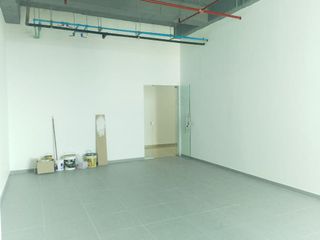 Foto 3 de oficina en arriendo en via 40. Cod A91164