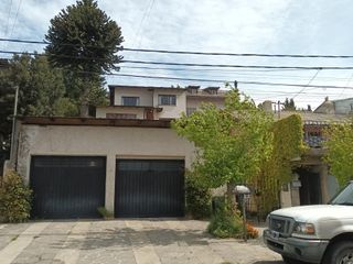Casa centro Bariloche más departamento y garage