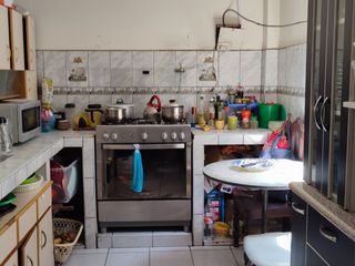 Foto 5 de Casa 3 pisos Área:200m2 $240,000 SMP