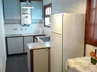 Foto 4 de casa en barrio pompeya con garage y local lote propio
