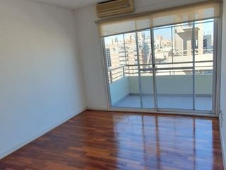 Foto 9 de Semipiso  en Duplex con Terraza y Parrilla propia - Dos Dormitorios cochera y baulera