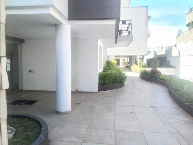 Cumbaya cerca a KFC Departamento amoblado en Renta