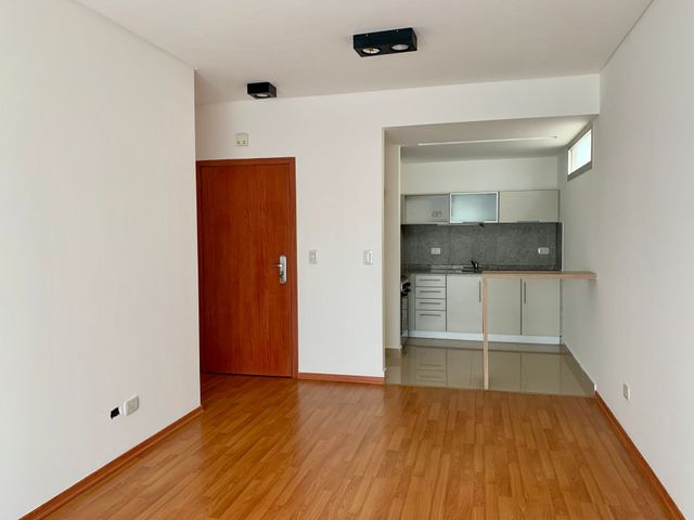 VENTA 2 AMBIENTES EN PATERNAL