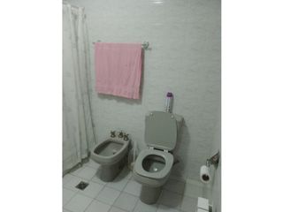 Foto 14 de ALQUILO CHALET 4 AMB PLANTA ALTA SOLEADO MAS PLAY ROOM QUINCHO