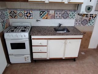 ZAPIOLA AL 5300 - ALQUILER CASA 2 DORMITORIOS EN ROSARIO