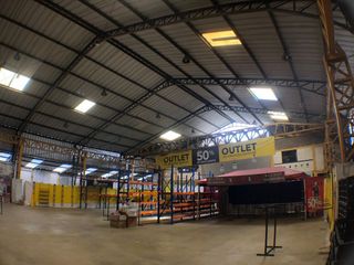 Foto 5 de VENTA BODEGA COMERCIAL, NORTE DE QUITO, EN VIA PRINCIPAL