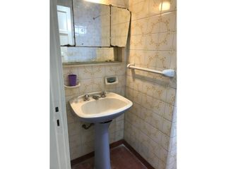 Foto 12 de Ph 2 ambientes en venta. Zona Chauvin.