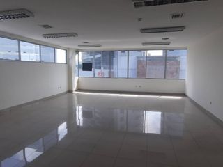 Foto 3 de SE VENDE OFICINA EN KENNEDY NORTE, EDIFICIO ELITE