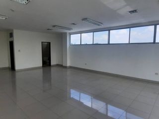 Foto 5 de SE VENDE OFICINA EN KENNEDY NORTE, EDIFICIO ELITE