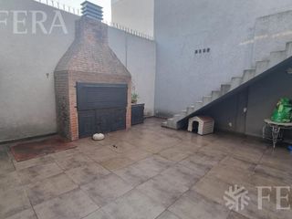 Venta Casa  3 ambientes con cochera y patio en Wilde (25208)