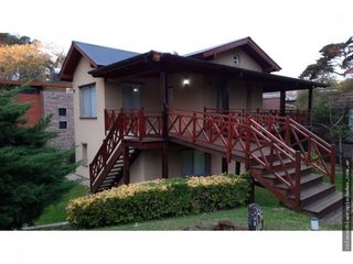 Foto 1 de Hermosa casa moderna en Valeria Del Mar - Betbeder 400 Esq. Bouchard