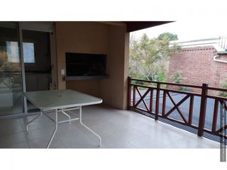 Foto 7 de Hermosa casa moderna en Valeria Del Mar - Betbeder 400 Esq. Bouchard
