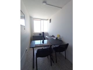 Foto 2 de OFICINA EN VENTA BARRIO EL ROSARIO