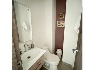 Foto 5 de SE VENDE APARTAMENTO EN EL RECREO DE MONTERA