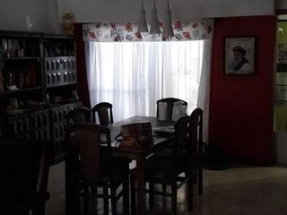 Foto 5 de CASA EN VENTA 4 AMBIENTES - BANFIELD