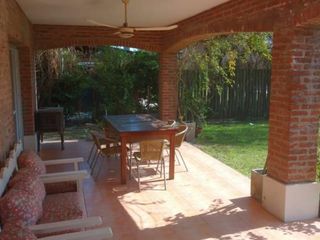 Foto 2 de Venta casa estilo clasica 3 dormitorios Santa Maria de Tigre