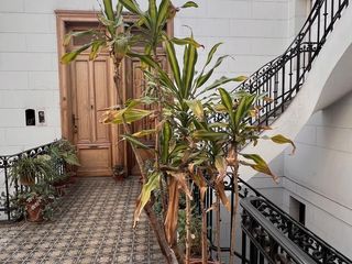Lindísimo departamento amoblado en Edificio Patrimonial