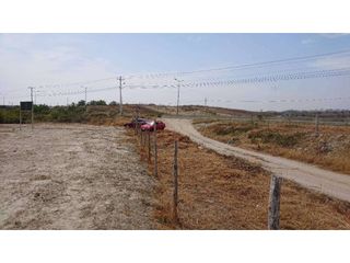 Foto 2 de Se vende lote en Vía Circunvalación 728 mtr2.