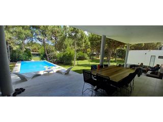 Foto 17 de COSTA ESMERALDA - RESIDENCIAL I 129 - ALQUILER