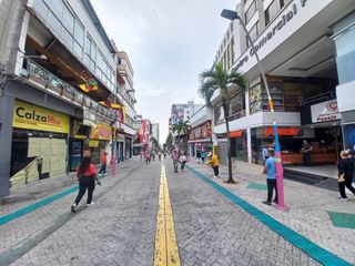 Foto 2 de oficina en venta en edificio centro comercial pasaje real piso 4. Cod V13223