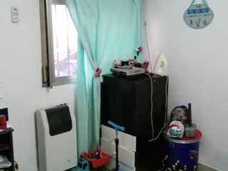 Foto 7 de Departamento Tipo Casa en venta en Bernal Oeste