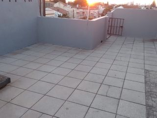 Foto 17 de Departamento Tipo Casa en venta en Bernal Oeste