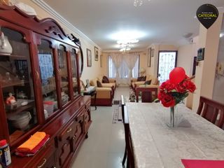 Foto 1 de Casa de venta en Centro – código:17145
