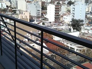 Dpto 2 amb, Piso 9º C, 55 m2 total, a estrenar, c/balcón al cfte, Monte Castro