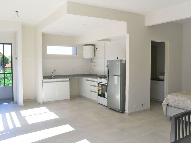 Monoambiente en venta en Victoria Centro c/balcón