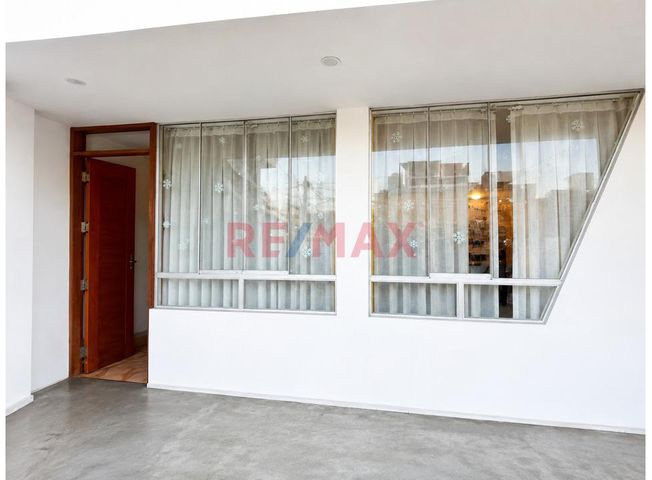 Departamento en Venta en Los Olivos - Widok 4