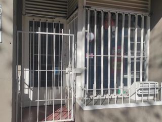 Godoy Cruz 1400 - Local Comercial + Sotano - Palermo