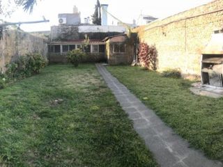 Foto 8 de Venta Casa 7 Ambientes Banfield Ideal Emprendimiento