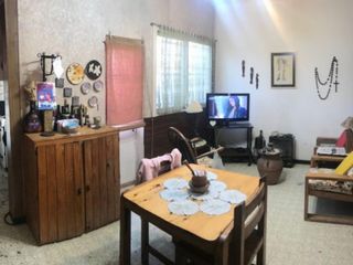 Foto 6 de Venta Casa 7 Ambientes Banfield Ideal Emprendimiento