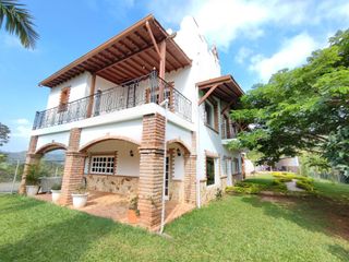 CASA CAMPESTRE en VENTA en Cali La Buitrera