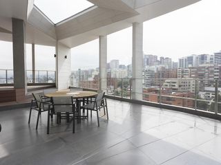 La Coruña, Departamento en venta, 79 m2, 2 habitaciones, 3 baños, 1 parqueadero