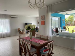 Foto 2 de VENTA DE CASA EN Lobos