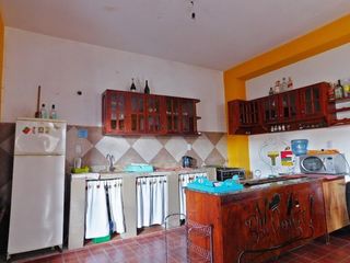 Casa + Local en venta en Cafayate