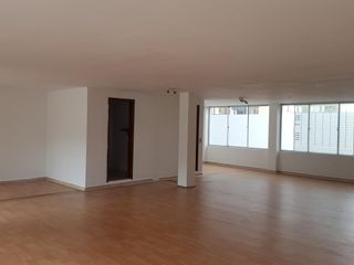 Foto 2 de oficina en arriendo/venta en chapinero central. Cod V1002193