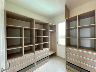 Foto 21 de Casa en venta en Belen de Escobar