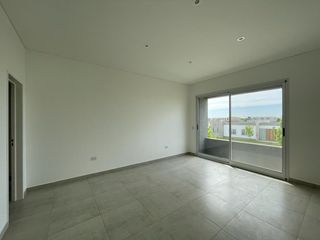 Foto 17 de Casa en venta en Belen de Escobar