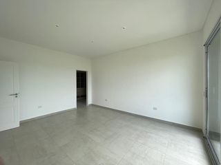 Foto 18 de Casa en venta en Belen de Escobar