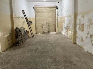 Foto 1 de ALQUILER - LA TABLADA - GALPON 130 M2 CON OFICINA