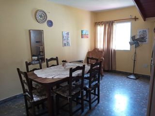 Foto 5 de Chalet en venta en Parque Johnston