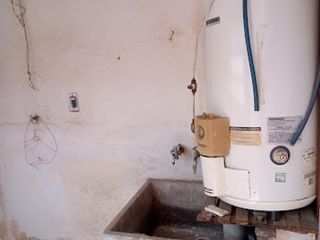 Foto 17 de Retasado Venta Casa 2 dormitorios + Departamento + Local Escritura en Barrio Empalme U$S65.000.
