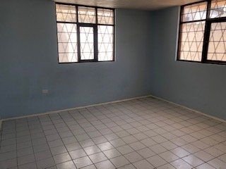 Foto 7 de GALPON/BODEGA ALQUILER, 400m2, mas 70m2 OFICINAS, CALDERON, NORTE DE QUITO