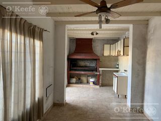 Importante Casa 4 ambientes en venta en  Quilmes
