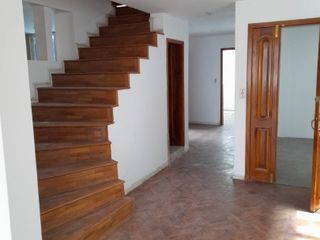 Casa rentera en Venta de 480 M2 de construcción, Sur de Quito,